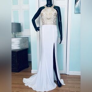 Size 4 Light Ivory White Gold Beaded Prom gown dress with slit and train NWT